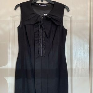 Tajari - Little black dress. Size 4. New with tag.